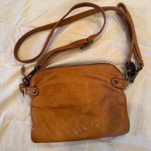Wanderers Venetian Passport Tan Crossbody Bag
